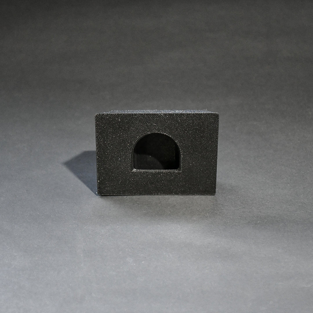 Nissan R31 Skyline - Radio Surround