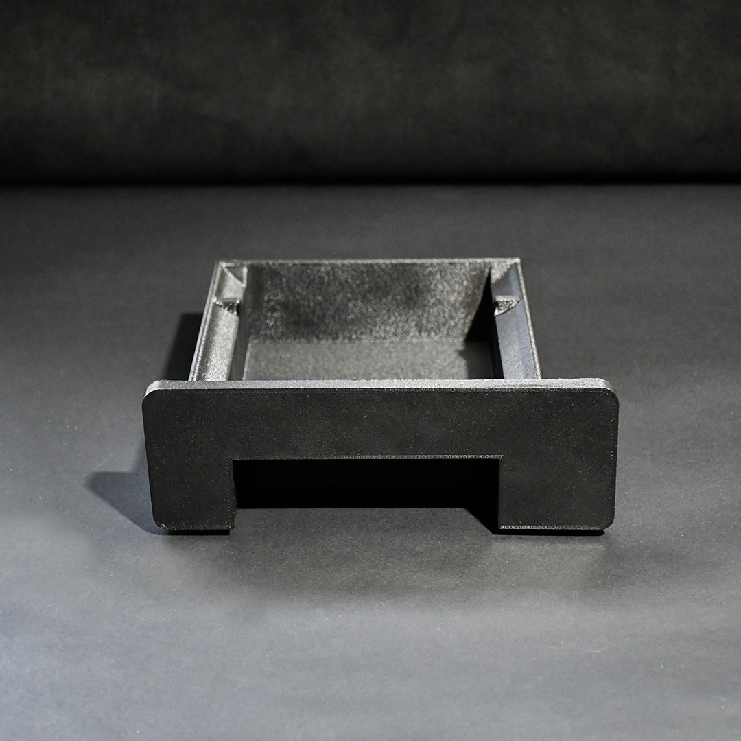 Nissan R31 Skyline - Radio Surround