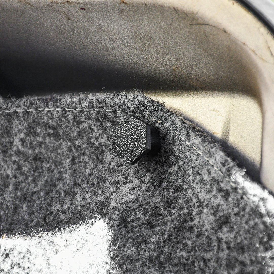 Nissan R31 Skyline - Boot Carpet Hardware