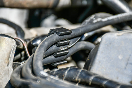 Nissan R31 Skyline - Plug Lead Separators