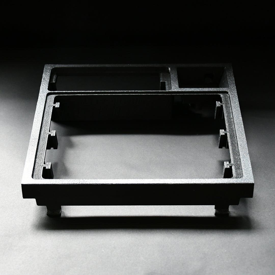 Nissan R31 Skyline - Radio Surround