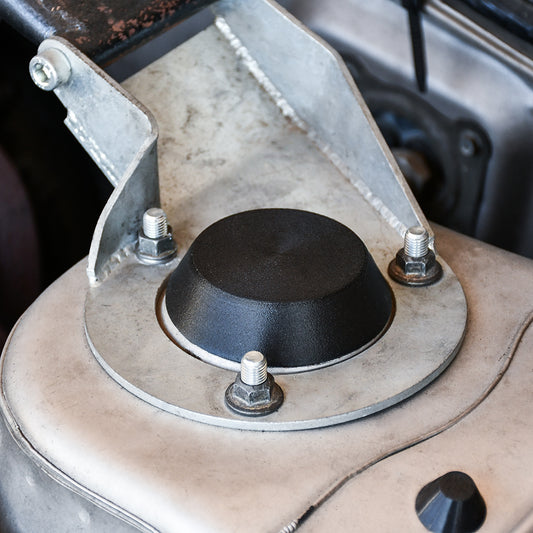 Nissan - Strut Top Covers