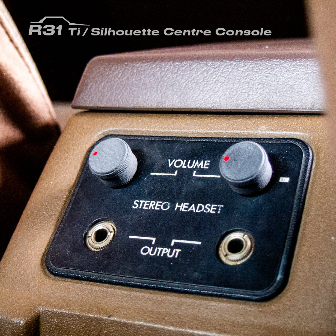 Nissan R31 Skyline - Centre Console Volume Knobs